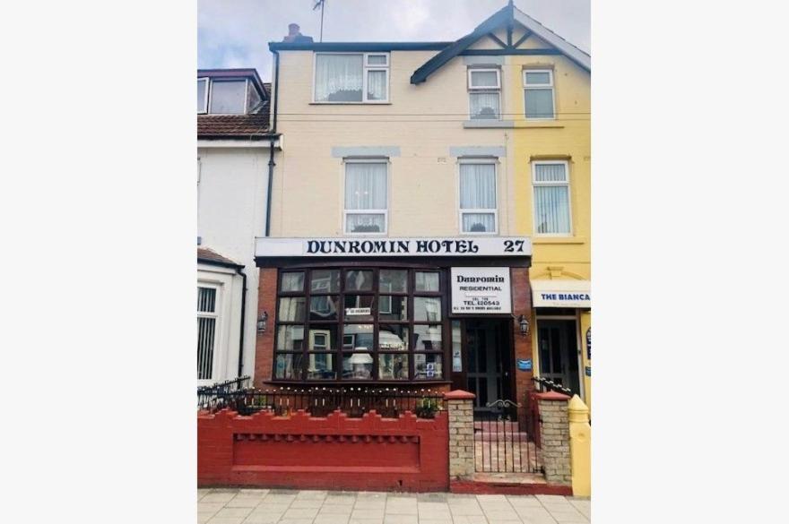 Dunromin Hotel Blackpool Ngoại thất bức ảnh